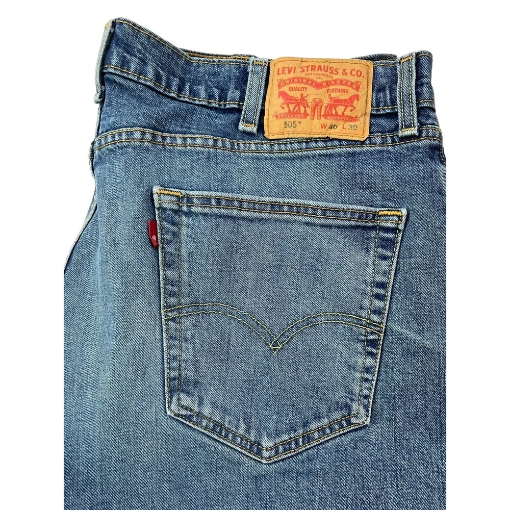 Levi's 505 Mens Tag Size‎ 40x30 Blue Wash Logo High-Rise Distressed Hems Jeans